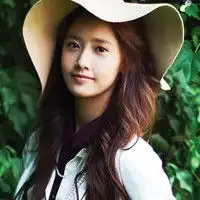 很受欢迎的可爱女生头像不爱我的人