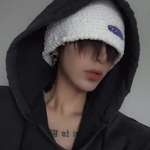 精选男头枪和玫瑰随时为公主待命