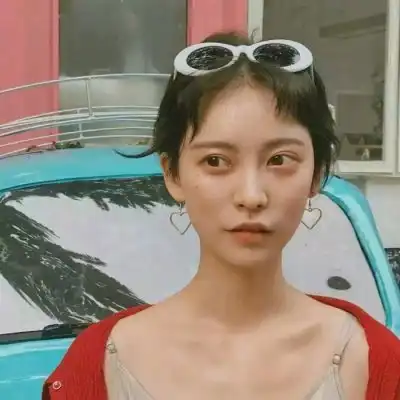 霸气好看的女生头像

