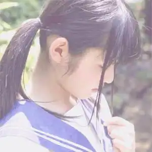 青春校服女生情侣头像