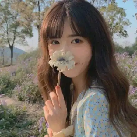 好看的头像女生简单干净