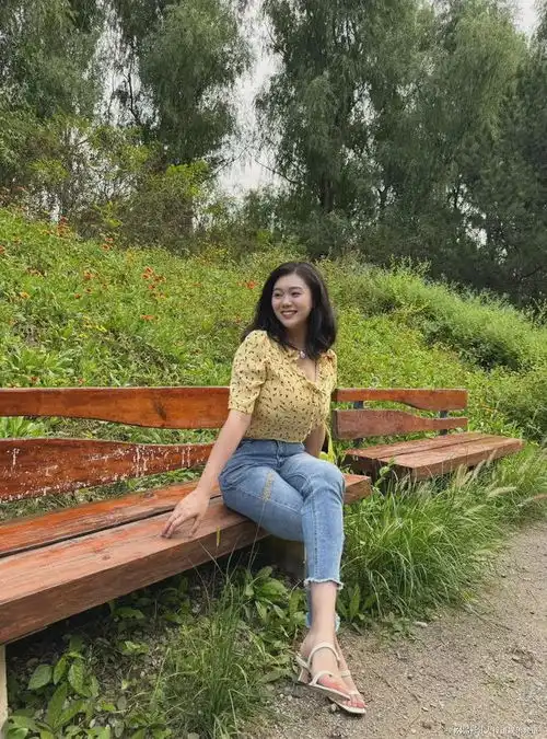 今日感慨性感杀手自信优雅大方成熟美女一百七十期
