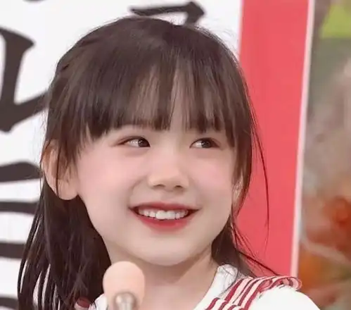 可爱小女孩头像大眼睛范