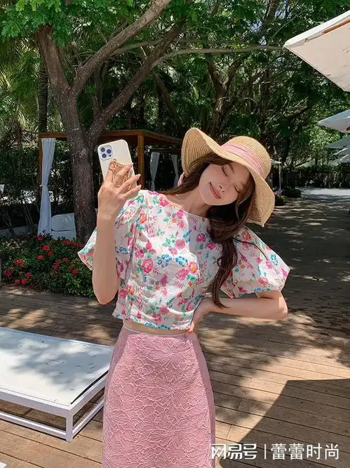 法式桔梗初恋甜美中长款茶歇碎花连衣裙女夏季2021新款裙子