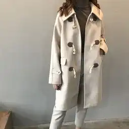 施悦名2019冬季新款毛呢大衣女韩版宽松加厚牛角扣外套a