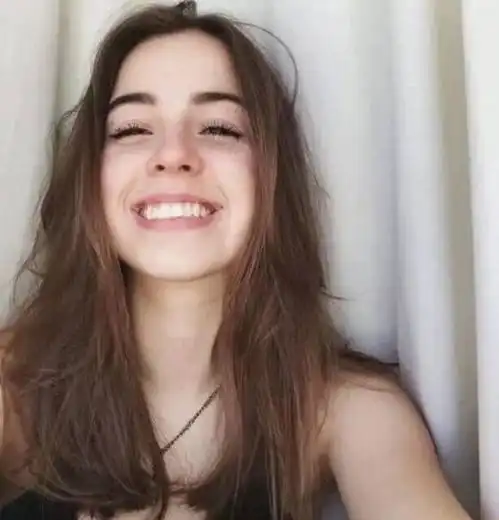 这几个不起眼的动作,瘦脸修颜不要太好,特别第三个效果太大