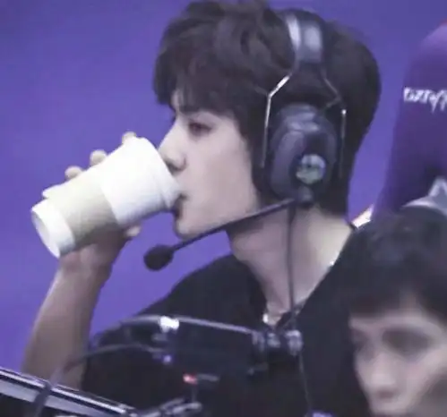 曝乐华为保王一博代言优势对外报高价冲面子,对内用低价截胡