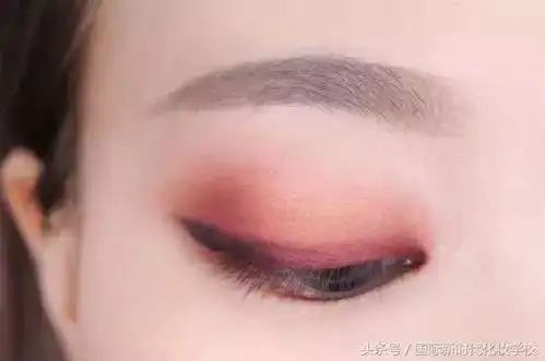单眼皮怎么画眼影拯救单眼皮少女的超简单眼妆教程来袭