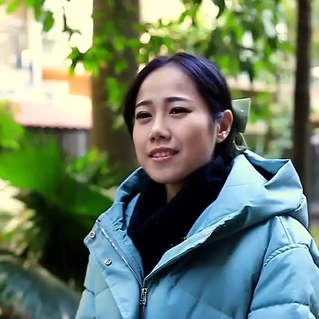 可怜的头像可爱女生故意