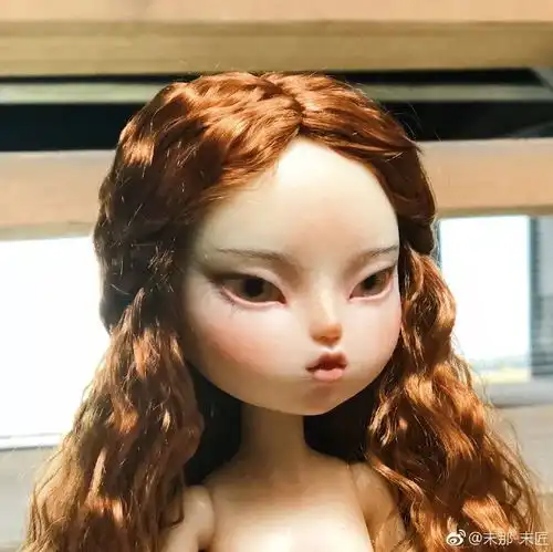 她画下绝美国风海报,从暗黑少女到手艺人,这位水墨女神靠的不止是才华