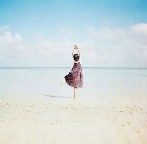 头,要抬得起来,也要低得下去