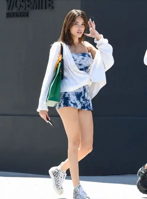 麦迪逊比尔街拍合集,长腿又细又直,不容错过的ins风穿搭