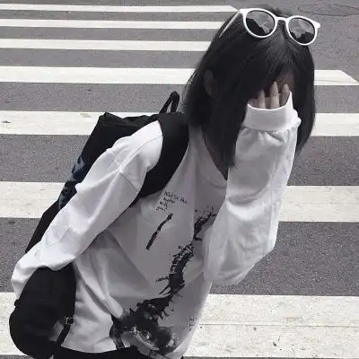 女生姐妹闺蜜头像丧霸气