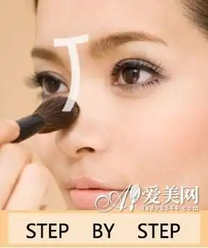 打造深邃大眼睛教你正确眼线液的画法图三