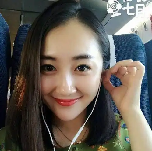 娱乐圈美女与野兽散了三对,但这几对让你依然相信爱情