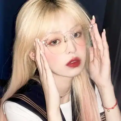 可爱到爆的女生头像