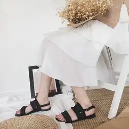 2018夏季女鞋新款韩版罗马布面一字露趾平底学生度假凉鞋