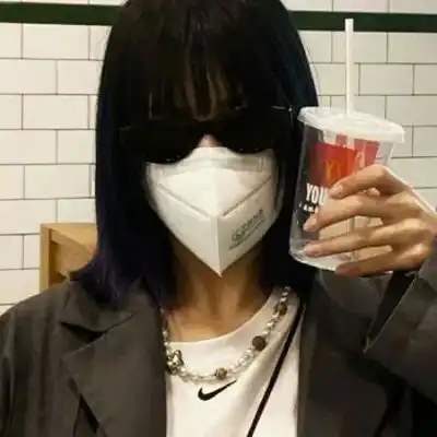 2023最新酷酷的真人情侣头像