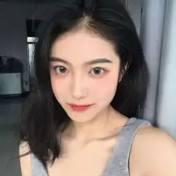 真实女生照片同一个人多张