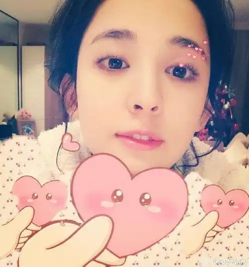 出道6年才华被恋情的光芒掩盖,2018更值得期待的是娜扎的作品