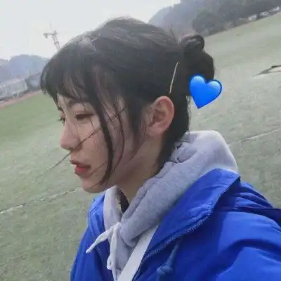 侧面头像女生漂亮长发半侧面女生头像图片