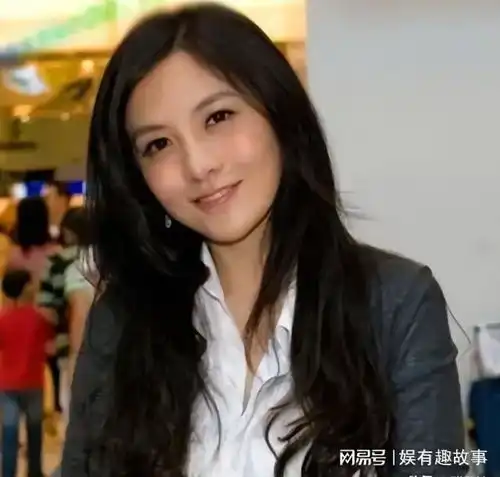 年轻女生头像纪凯婷