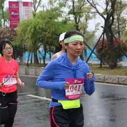 10公里处935944summer南京浦口国际女子半程马拉松照片爱燃烧