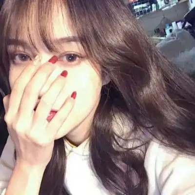女生头像干净真人高冷乌
