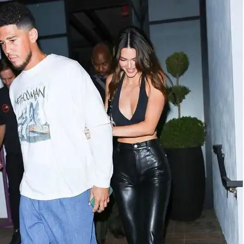 女生头像15岁照片真人版詹娜