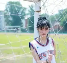 武大女神黄灿灿美貌与智慧并重海量美照被曝光图