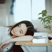 越是得不到的就越想要唯美女生头像