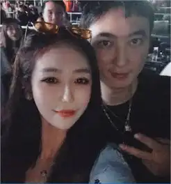 王思聪新女友晒床照,直呼浑身酸痛,网友为红不择手段