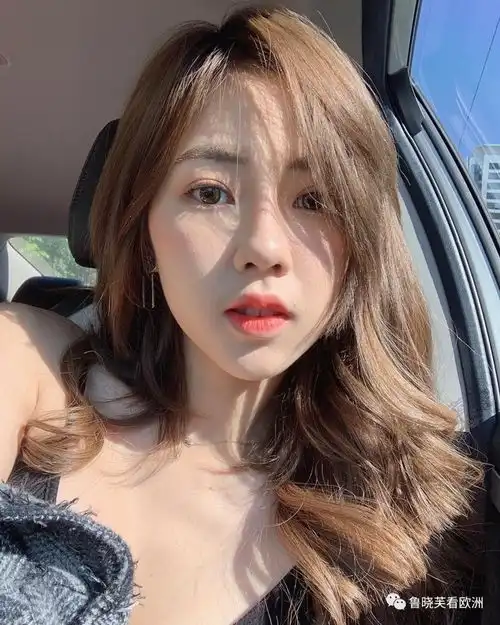 泰国网红麦当劳薯条少女中