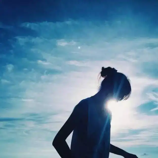 就陪你到这里吧,我也要捡起我的自尊了