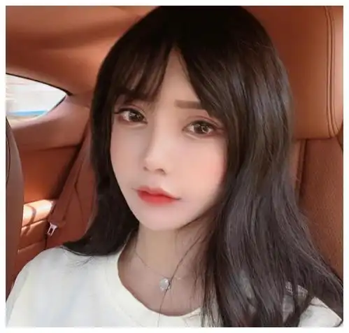 韩安冉女儿近照曝光,大眼睛小脸蛋像泡泡玛特,网友是亲生的吗