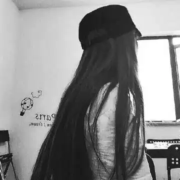 头像女背影霸气带字龙头