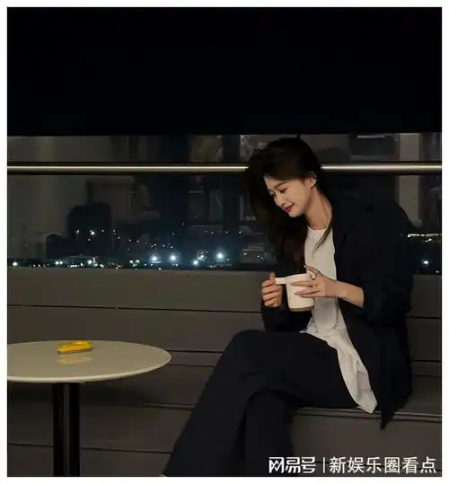 王思聪豪宅住多位网红,是否与绯闻女友相处网友疑问之余