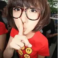 这个女生叫什么可以再附上几张图