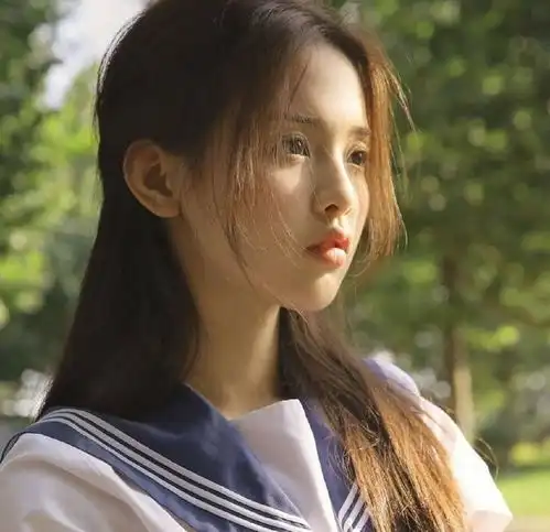 杨超越表演被指划水,微博致歉反又被指责,锦鲤人设也失灵了