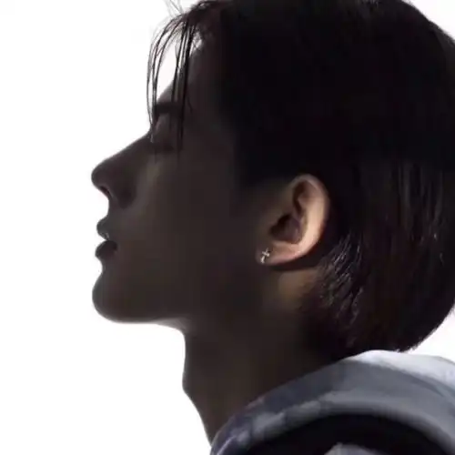 一眼就能鼻子一酸的文案