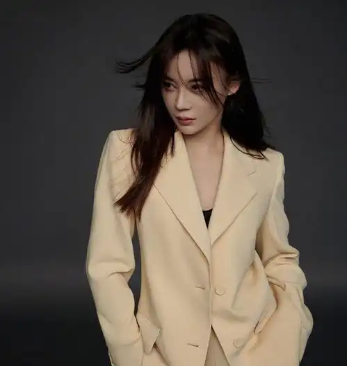 袁姗姗真空上阵,女神霸气侧漏,看完你有什么想法