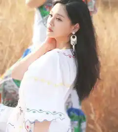 如今的大s,依旧是少女的模样