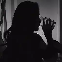 头像吧女头黑白情侣
