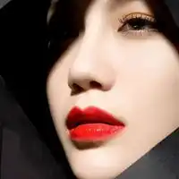 女生头像红唇红唇侧面女生头像
