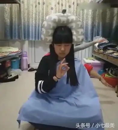 没有谈男友的女大学生,放假在宿舍是怎么度过的,网友确实无聊