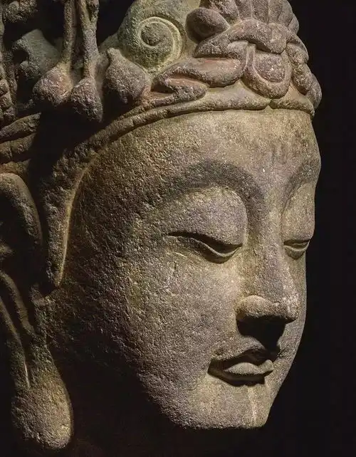 技艺卓绝隋代石雕观音菩萨头像欣赏