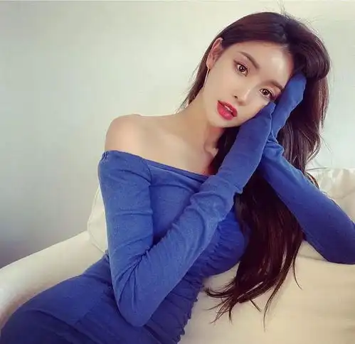 韩国顶级模特,不输明星,瑜伽裤绝了,好晃眼