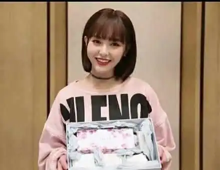 盘点13位明星的短发造型刘亦菲至少老10岁唐嫣郑爽却美呆了