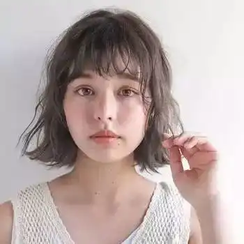 短发卷可以很女人,也可以很man