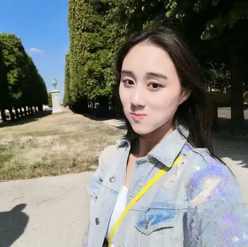 谷爱凌认识新朋友,交往赌王儿女,和何超欣去玩,何猷亨当保镖